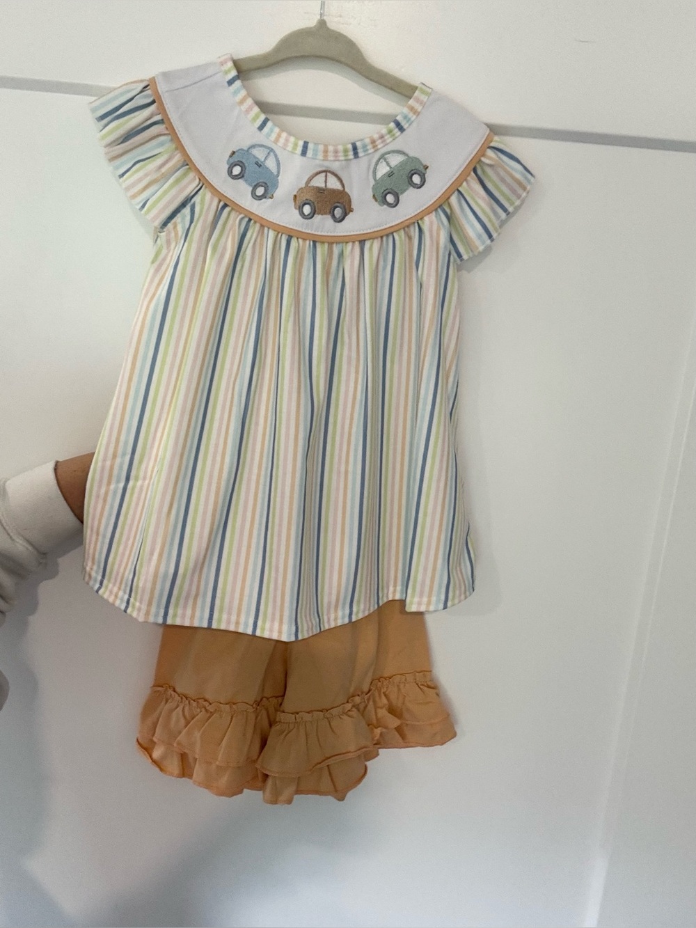 Abby & Evie Striped Embroidered Cars Ruffle Short Set Size 2T New - Picture 2 of 5